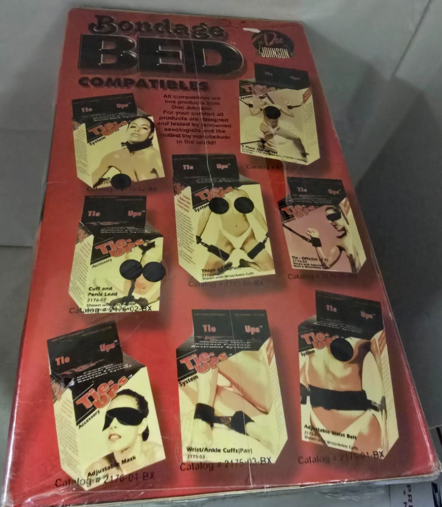 INFLATABLE BONDAGE BED by Doc Johnson (Queen / Black) 2030-01BX