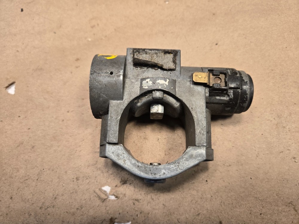 MG MGB Midget Column Lock 18G8905