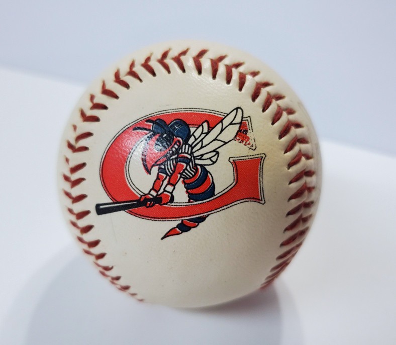 Vintage 1991 Autographed Baseball GREENSBORO HORNETS Mariano Rivera & 8 Others