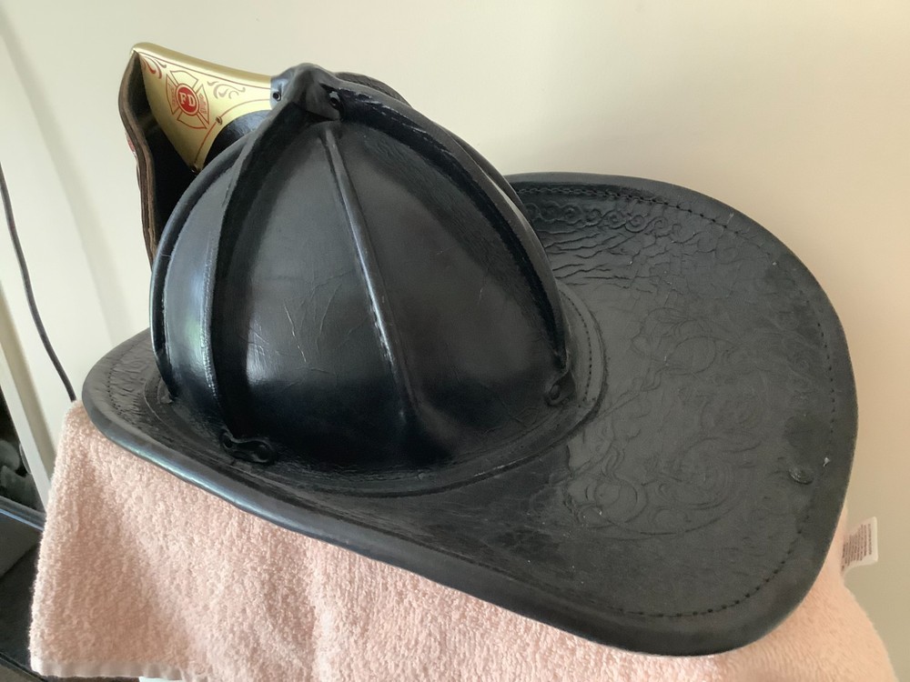 Fire Helmet - Leather Presentation - Phenix Tech - Excellent Condition!