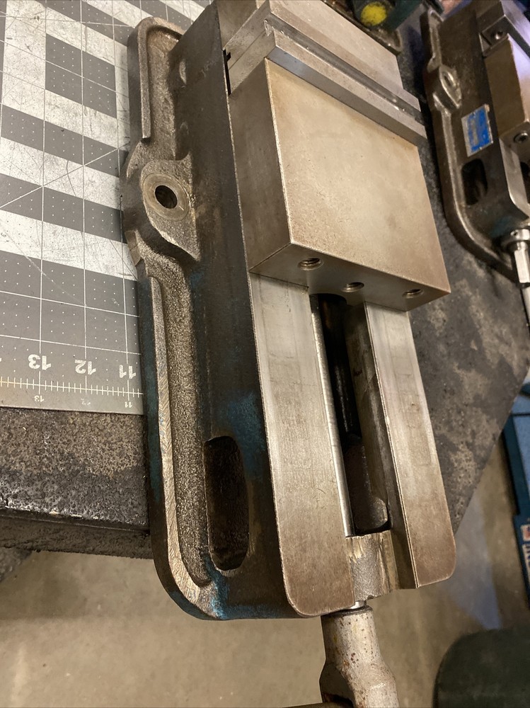 Kurt D675 Precision Machine Vise, 6” jaws, (dd6