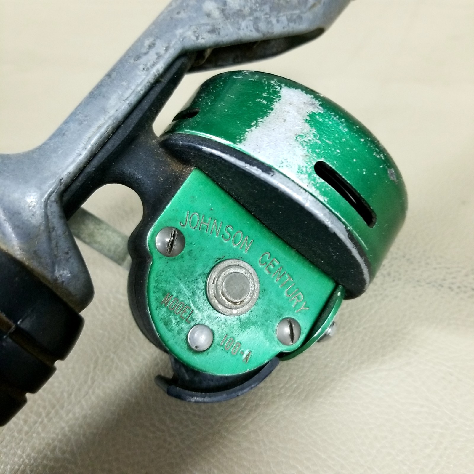 Johnson Century Model 100A Vintage Spincast Reel Handle