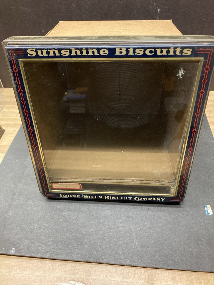 Sunshine Biscuits Glass Top Store Display Box