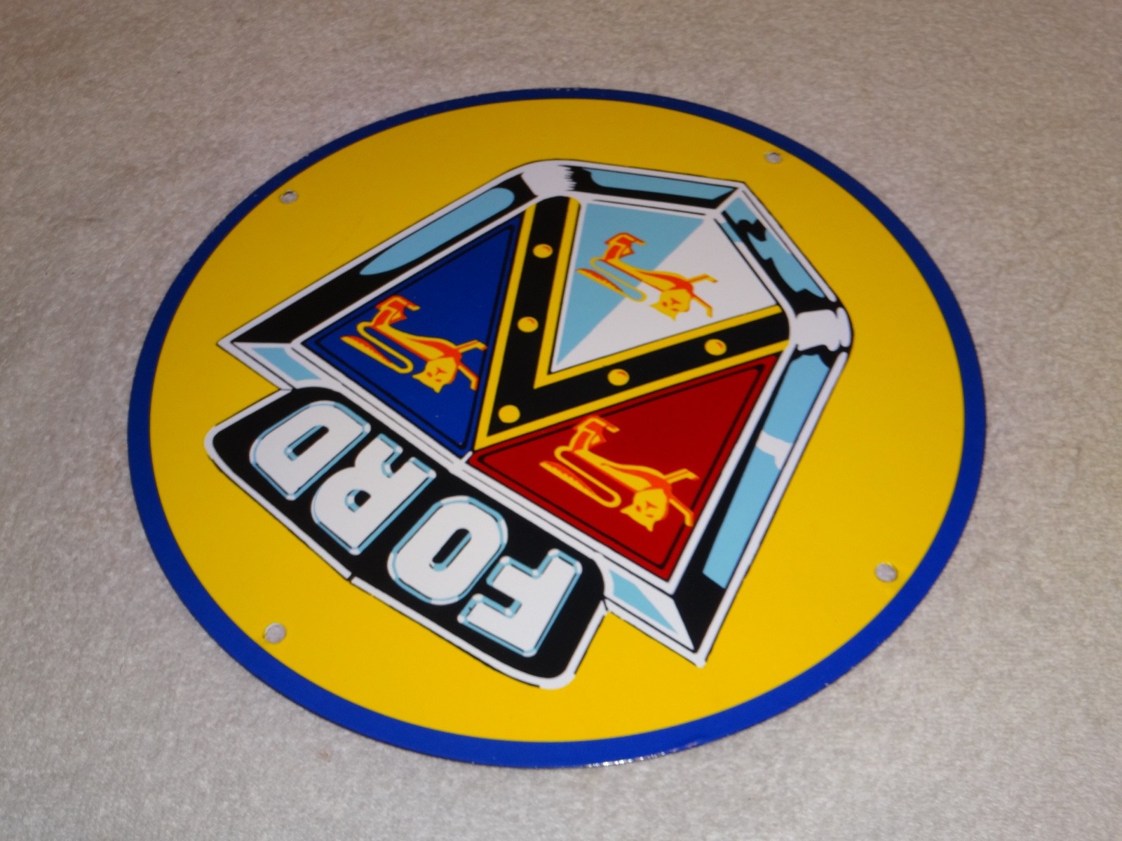 VINTAGE FORD MOTOR CO. JUBILEE LION PORCELAIN METAL CAR TRUCK GASOLINE OIL SIGN!