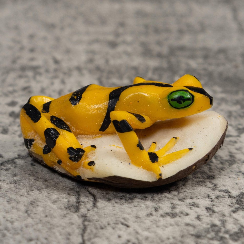 Golden Frog Tagua Carving