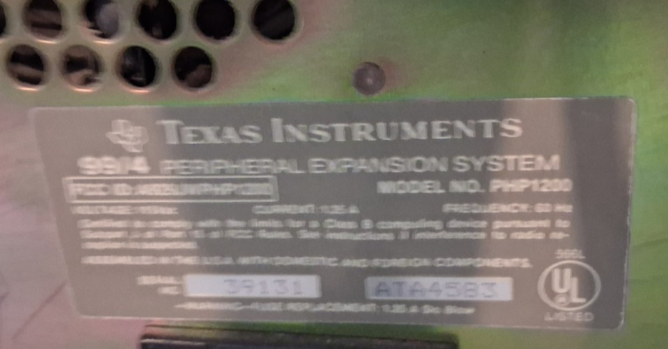 Texas Instruments PHP1200 Peripheral Expansion System Box 4 TI-99 4A - Powers On