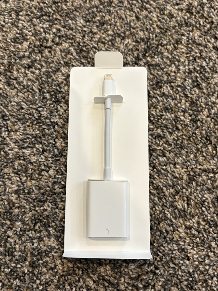 Apple Lightning To SD Card Camera Reader Items In Good Condition,Box Has Damage