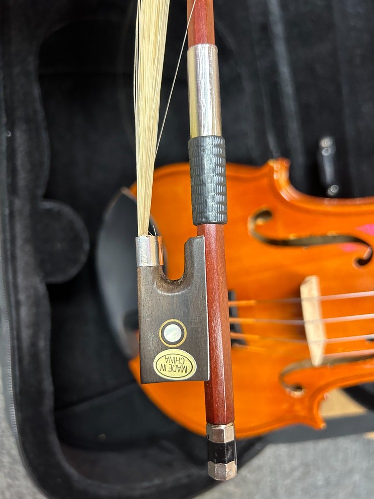 D'LUCA Violin 4/4 with Case and Bow