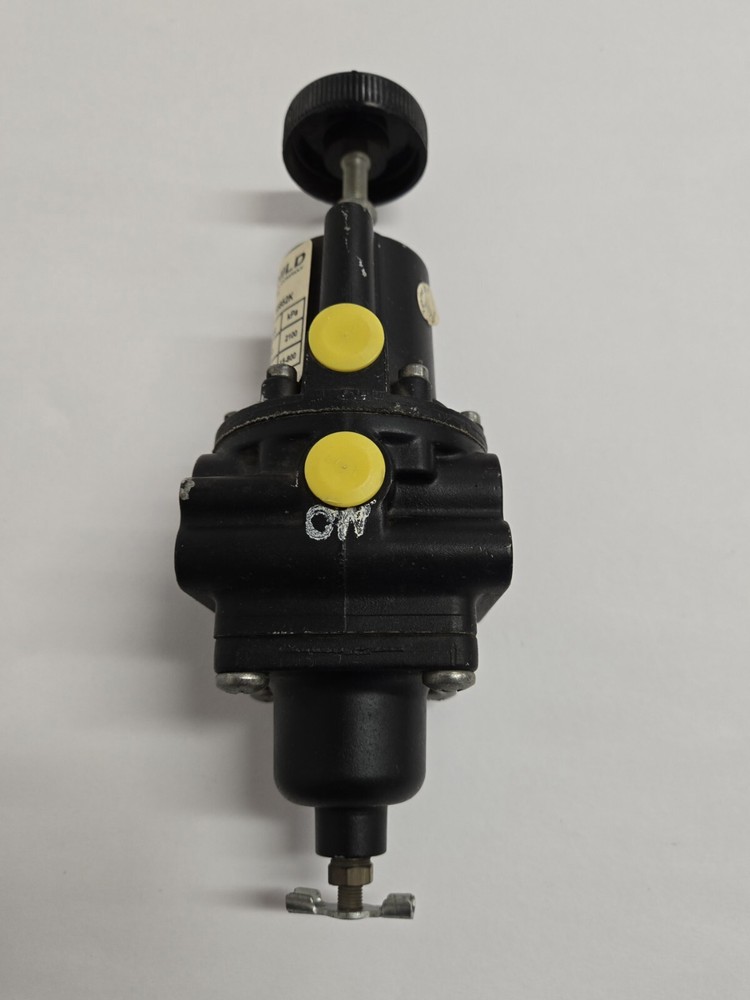 FAIRCHILD 65852K PRESSURE REGULATOR.
