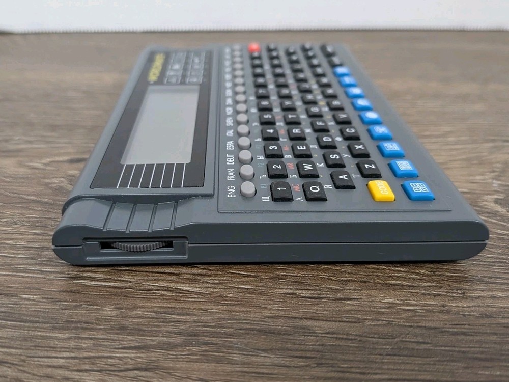 Worldmate Model 298-AIL Electronic Language Translator Currency - Tested