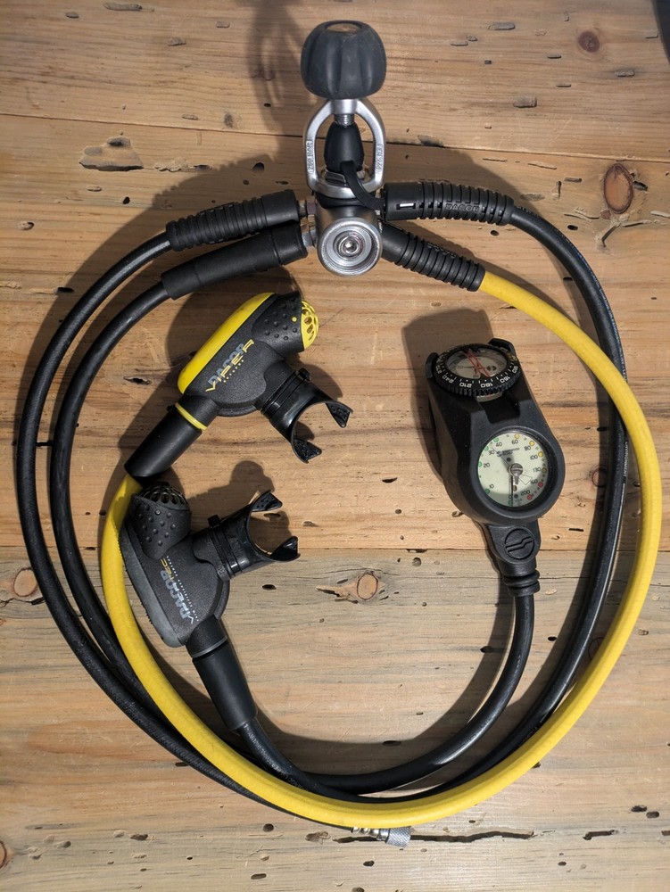 Scuba Diving Dacor Viper Regulators with Gauges UNTESTED