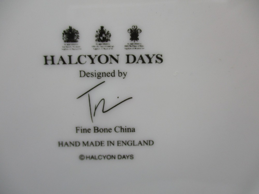 HALCYON DAYS NUTCRACKER SALAD PLATE - 8" 1007F