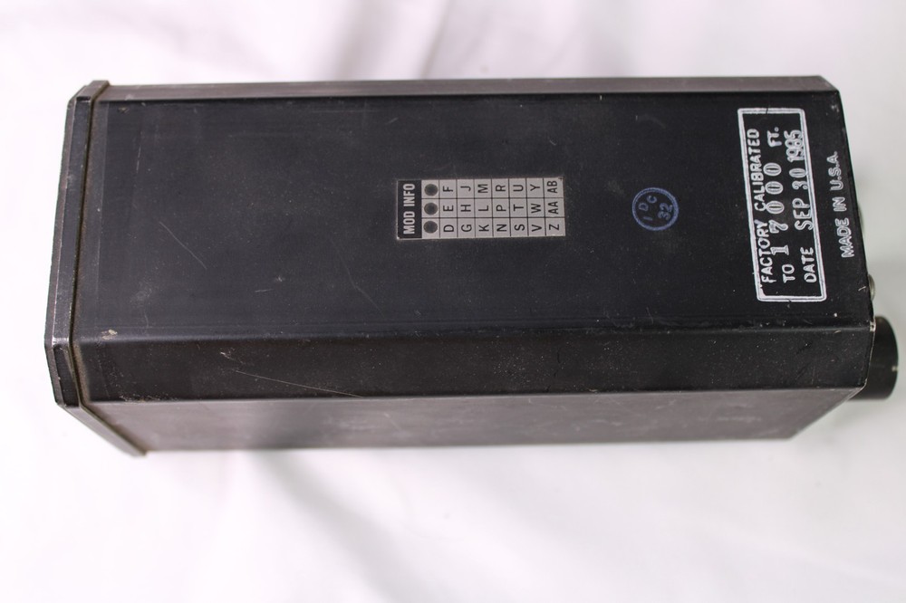 Intercontinental Dynamics VSI Vertical Speed Indicator A2 P/N 550-34670-324