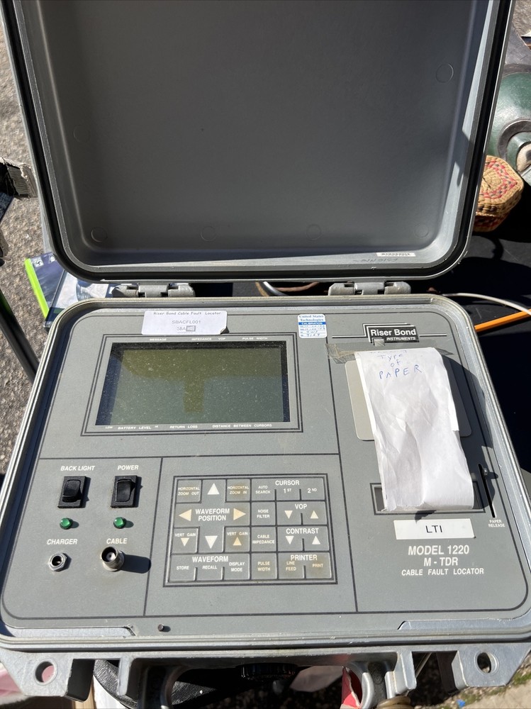 Riser Bond instruments M-TDR 1220 Cable Fault Locator