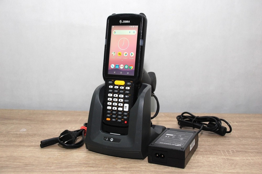 Zebra MC330K-GI3HA3US01 Mobile Computer Barcode Scanner Android8 4Gb/16GB MC3300
