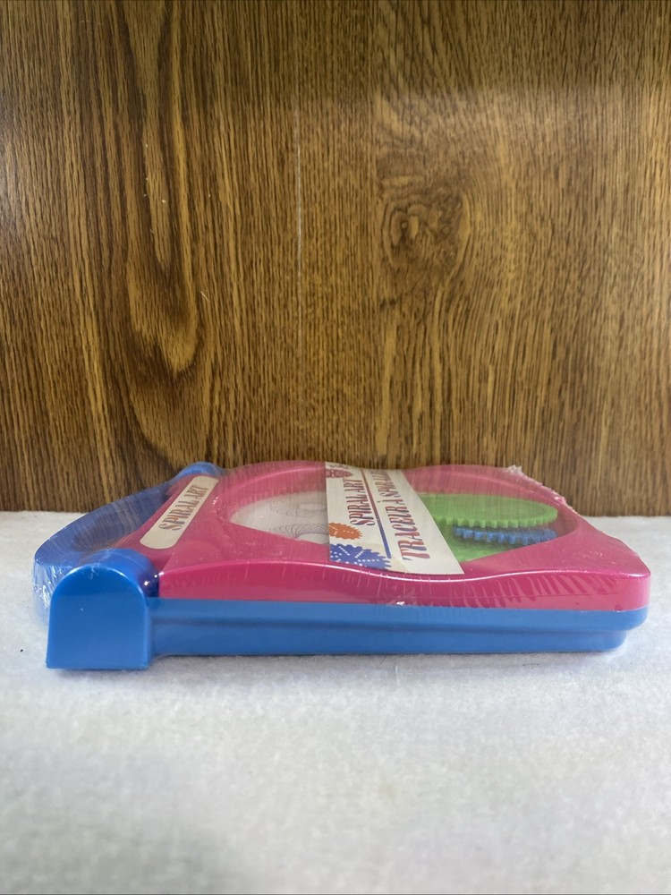 On the Go Mini Spiral Art Kit. NEW.