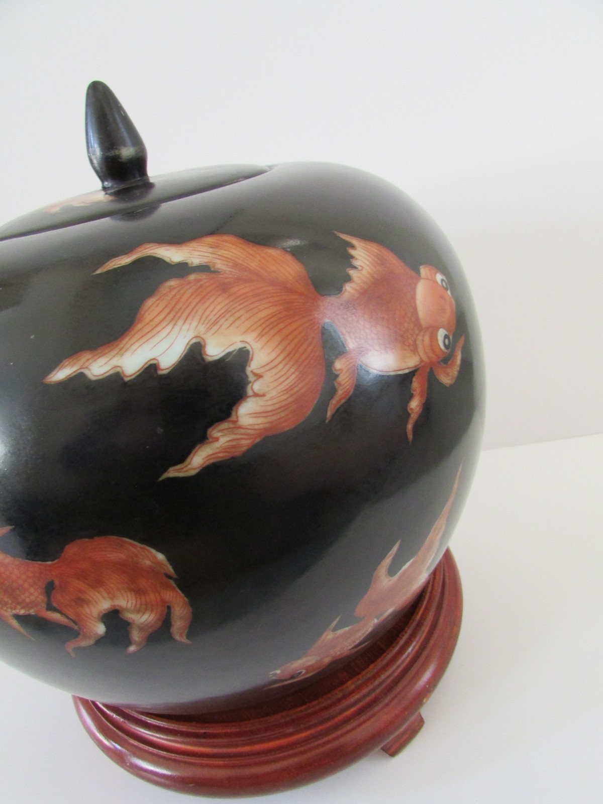 VTG Neiman Marcus Hong Kong Asian Chinoiserie Black Koi Qing Ginger Jar