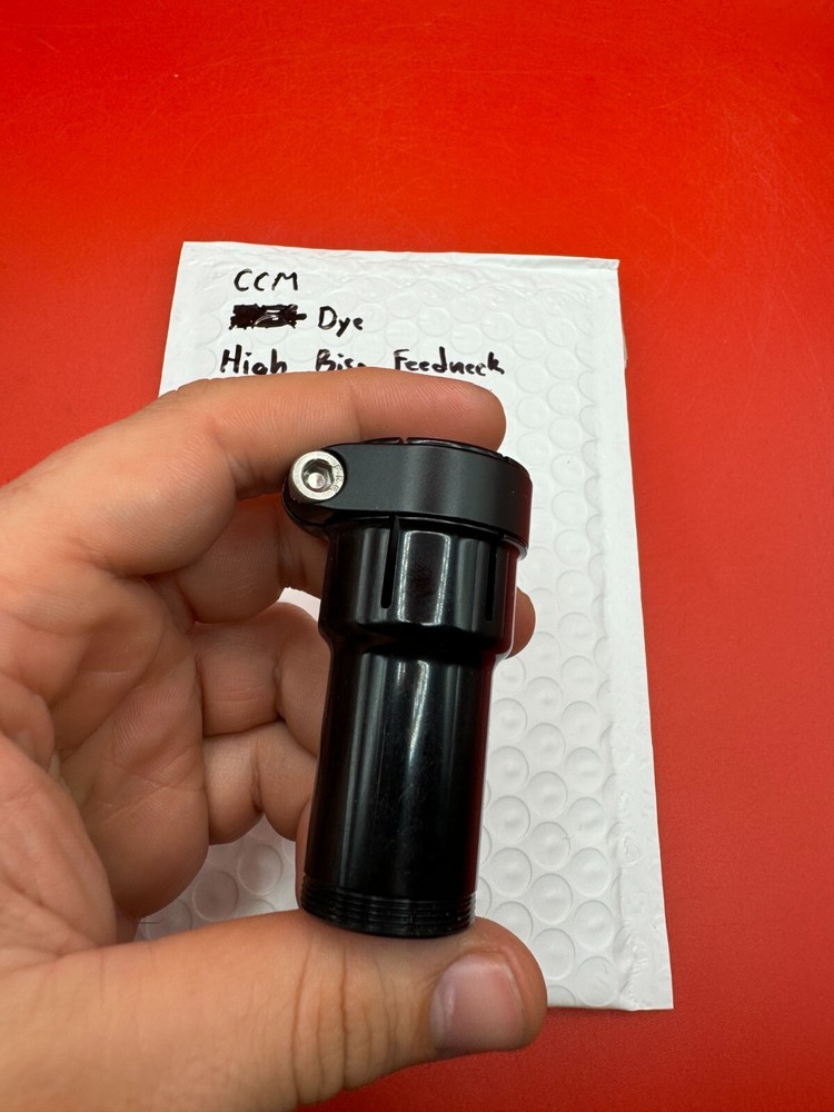 CCM Dye High Rise Feedneck