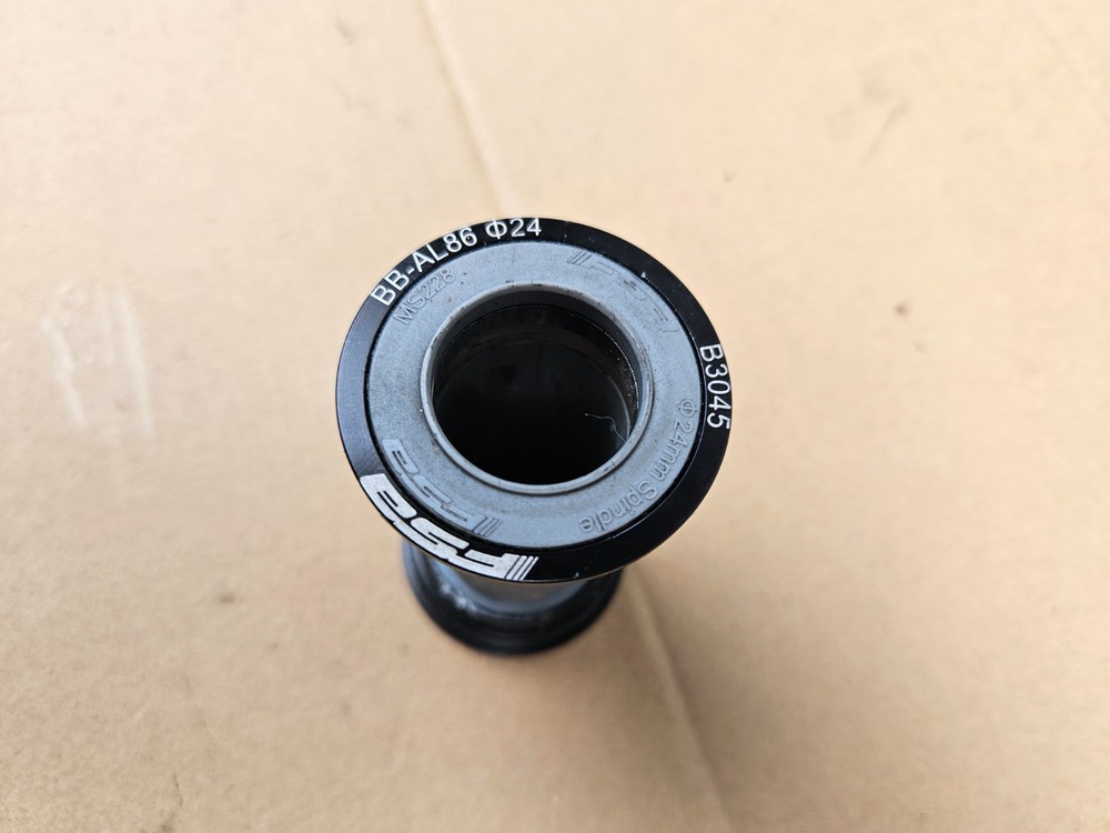 FSA BB-AL86 Press Fit Bottom Bracket 73mm Shell x 24mm Spindle
