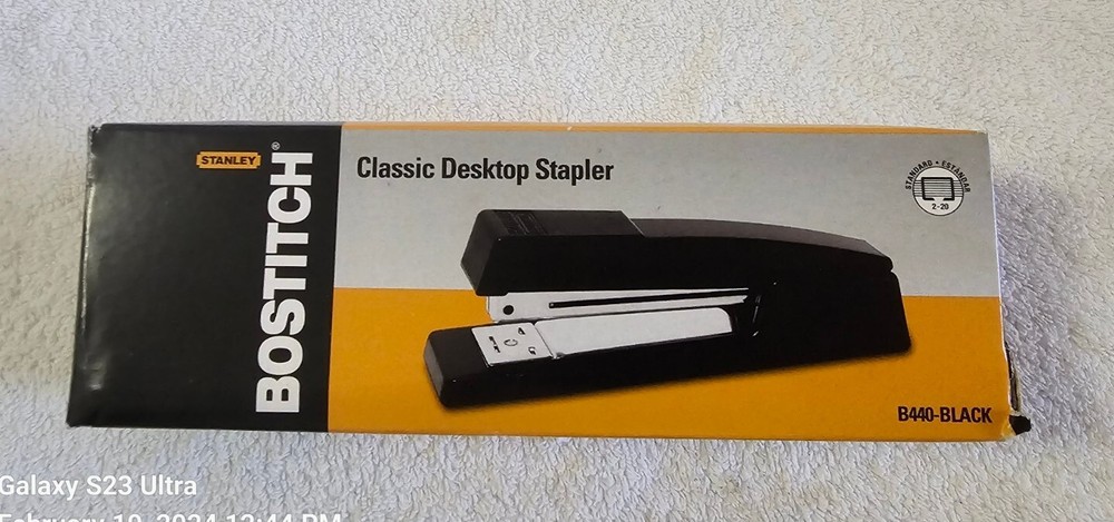 (2) Stanley Bostitch Classic Desktop Stapler Black Model B440