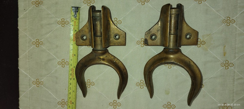 Brass Oar Locks With Gunwall Anchoring Brackets