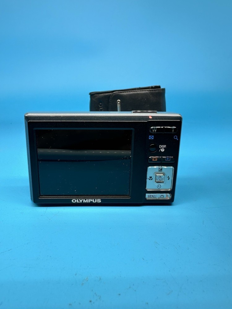 Olympus X-890 10.0MP Digital Camera, Black - Tested