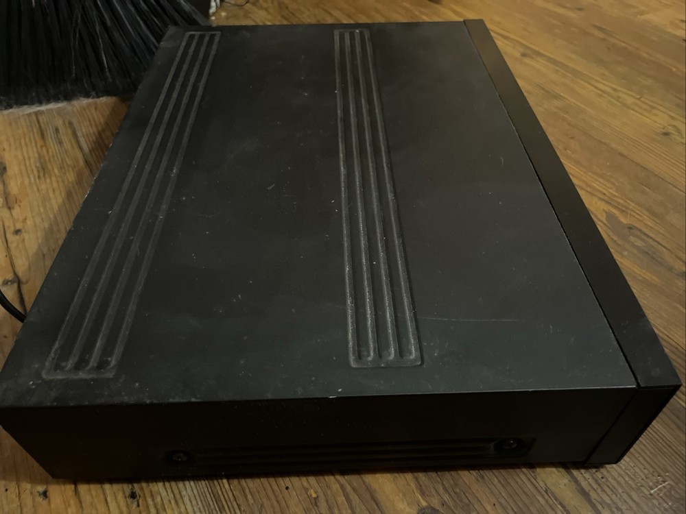 Pioneer PD-M401 6-Disc Stereo CD Player - Untested - Powers On