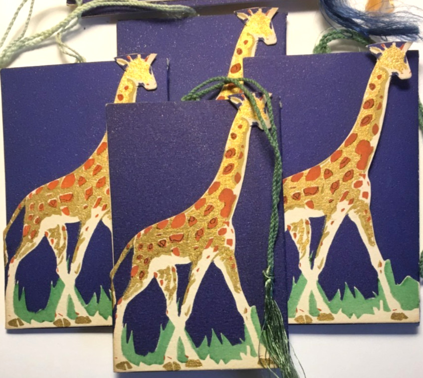 Unused Vintage 4 Golden Mane Lions and 4 Golden Giraffes Bridge Tallys Clark