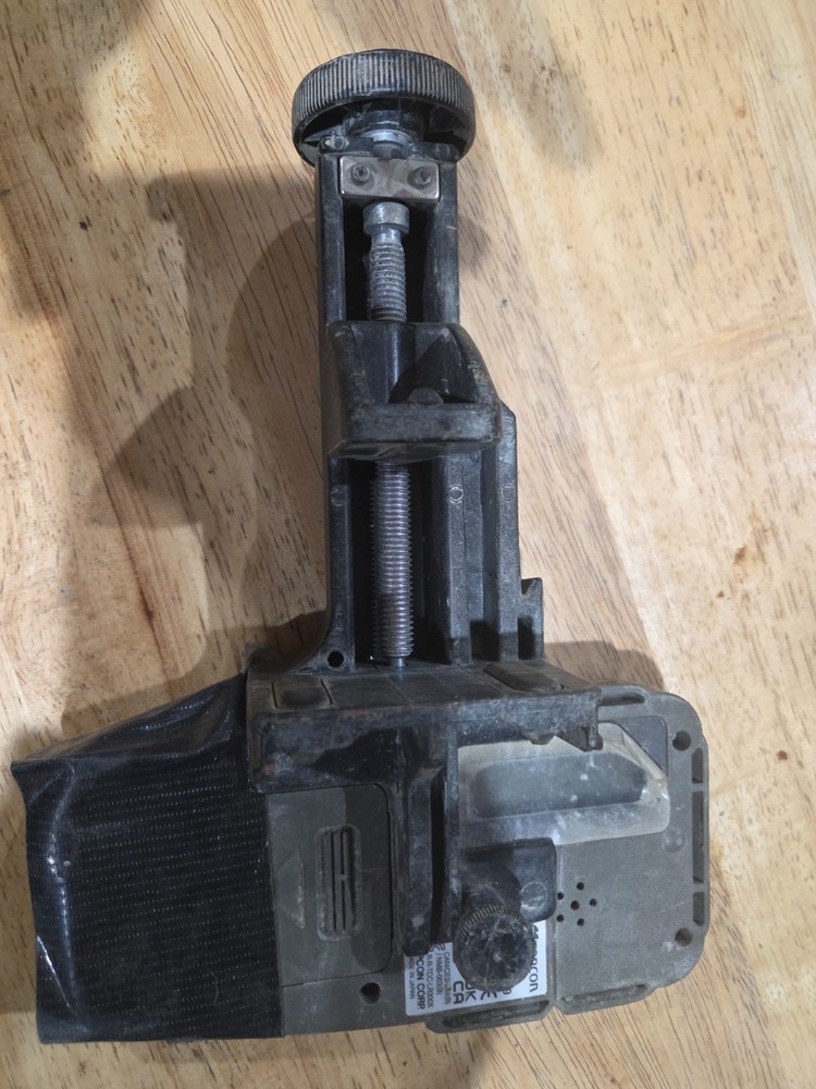 Topcon LS-80x Laser Receiver With Holder