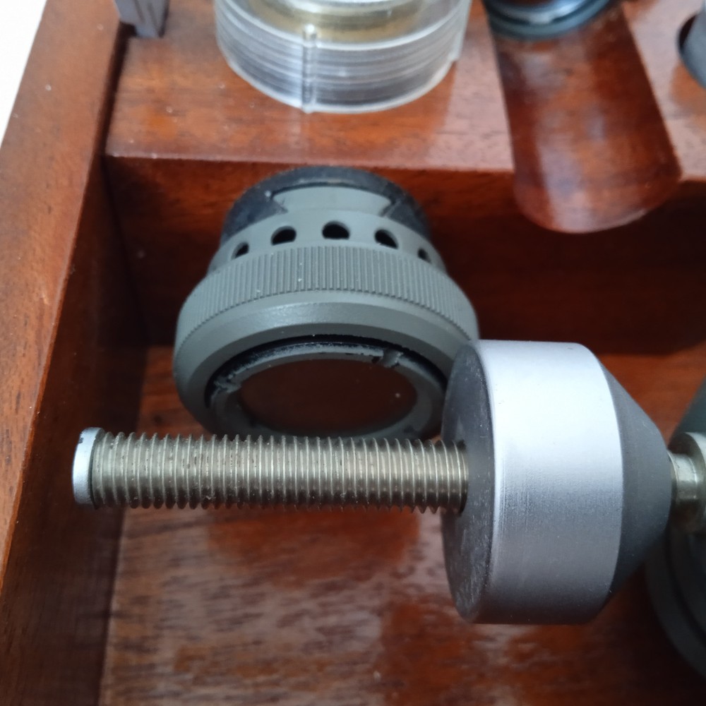 MICRO HARDNESS TESTER MO 6206 VICKERS MO 51315 PROJECTION MICROSCOPE