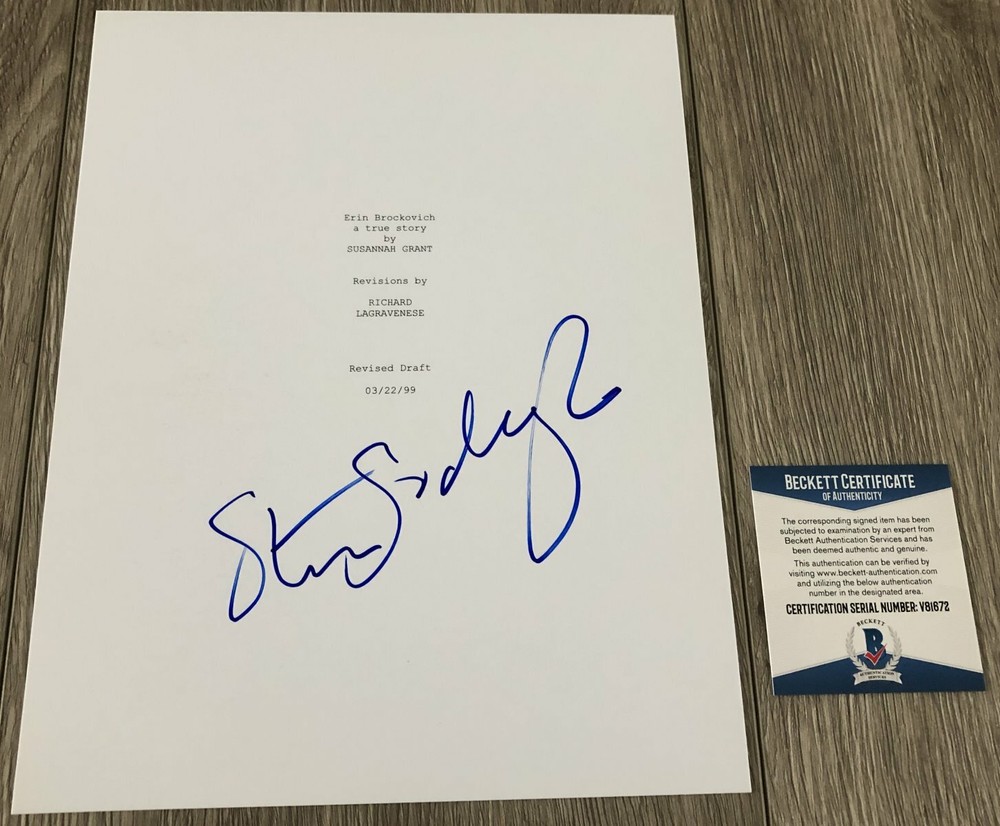 STEVEN SODERBERGH SIGNED ERIN BROCKOVICH FULL SCRIPT w/PROOF & BECKETT BAS COA