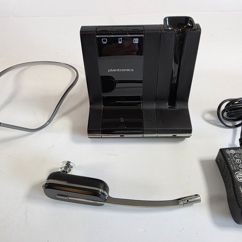 Plantronics W02 Intertek 81242 USB DECT 6.0 Headset, Stand, Power Cord