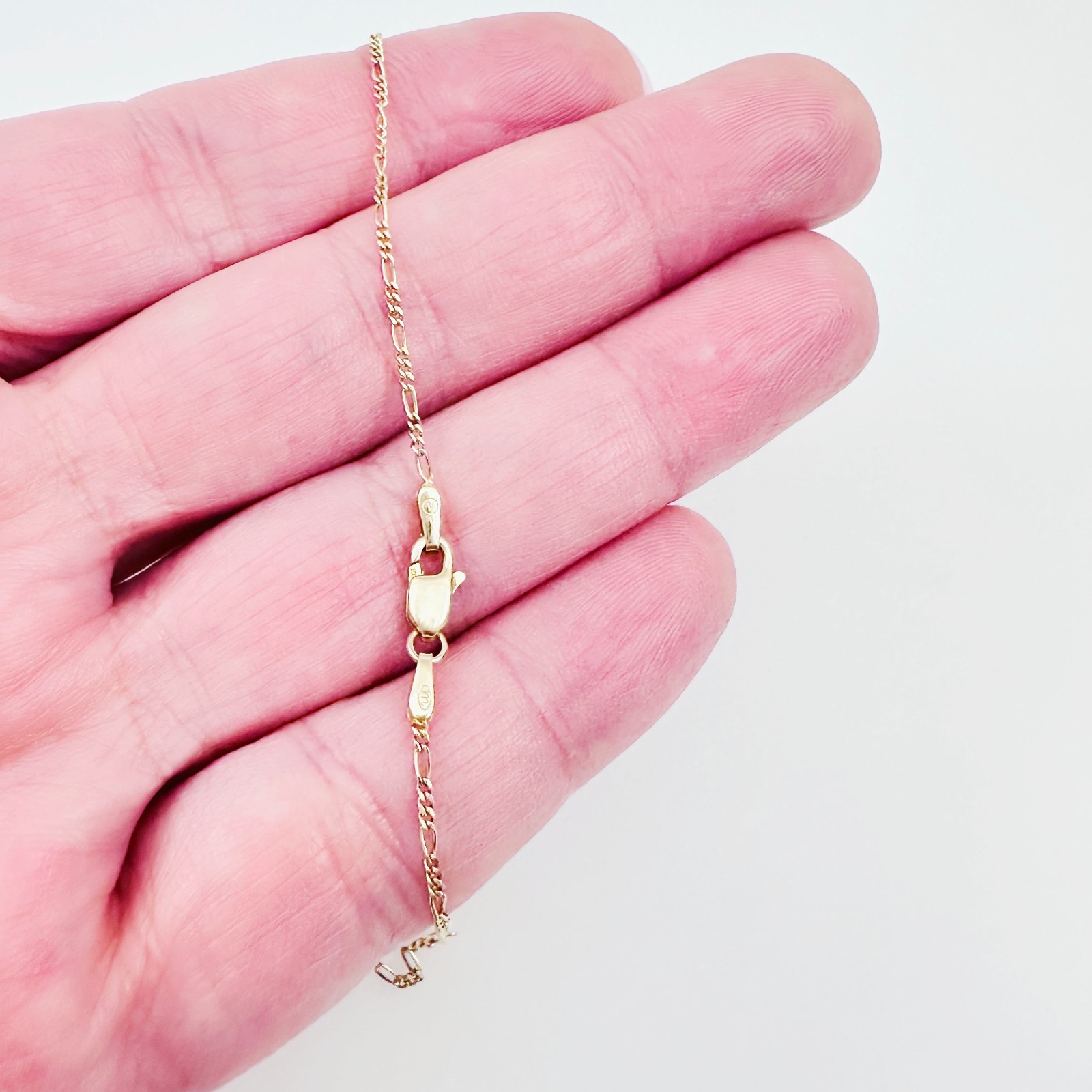 Estate Solid 14K Yellow Gold Thin Figaro Link Chain Necklace 1.2mm 18 1/4", 1.9g