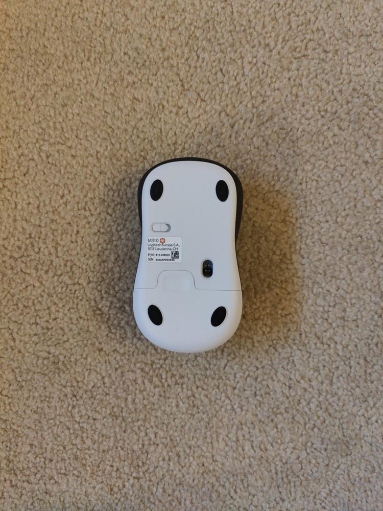 Logitech MK540 Advanced Wireless Keyboard and Mouse Combo