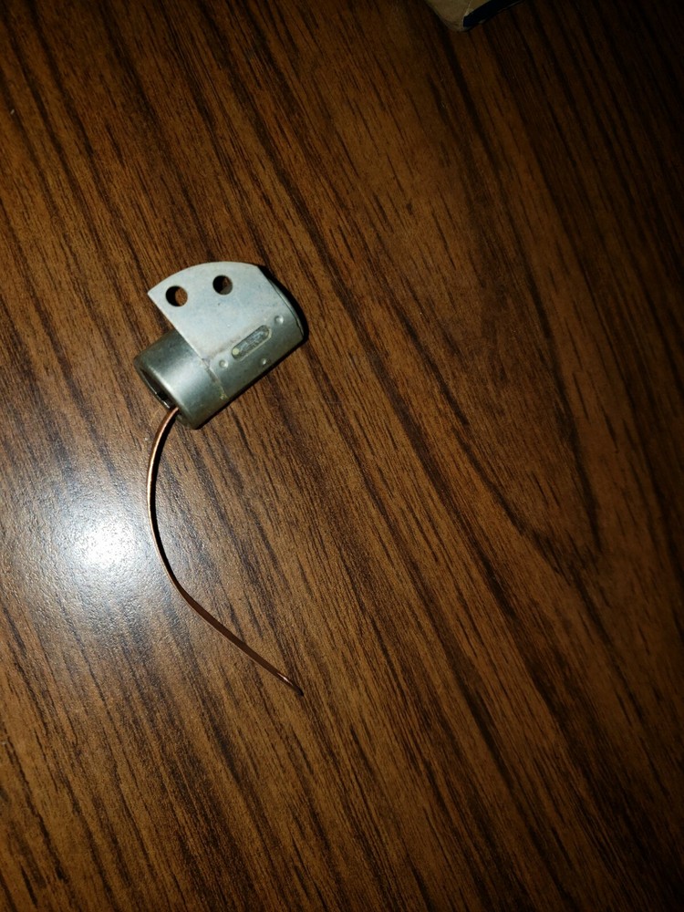 NOS Echlin AL127 Condenser