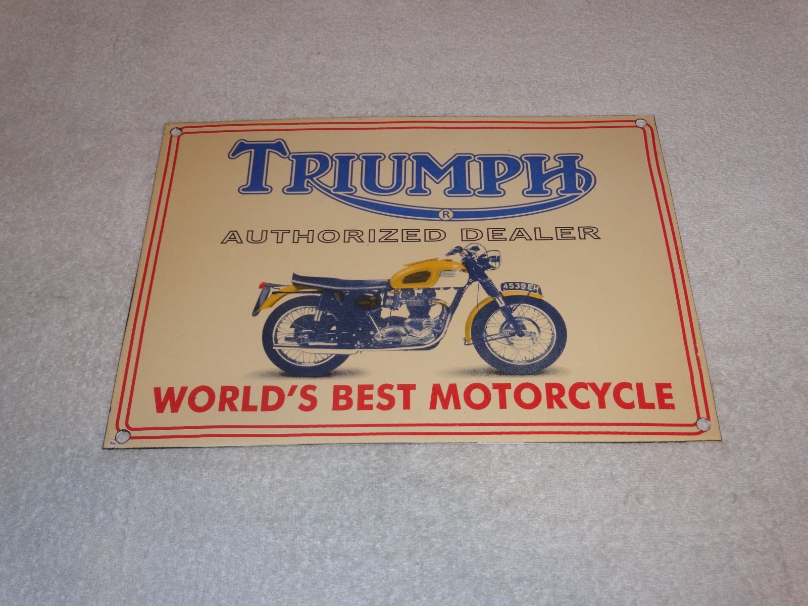 VINTAGE TRIUMPH MOTORCYCLES DEALER PORCELAIN METAL GASOLINE OIL SIGN!