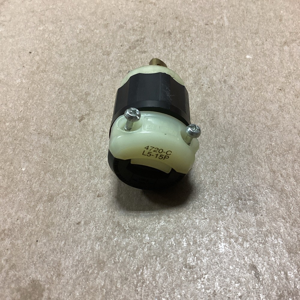 NEW Leviton 4720-C L5-15P Plug