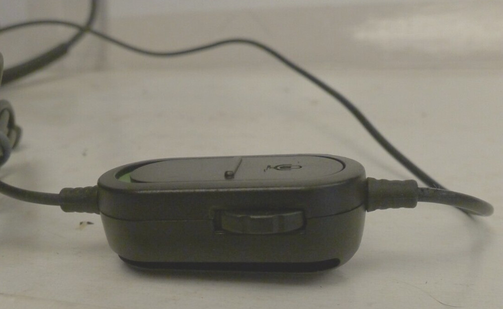 Microsoft Xbox 360 Wired Gaming Headset - Black with moveable Mic - Used