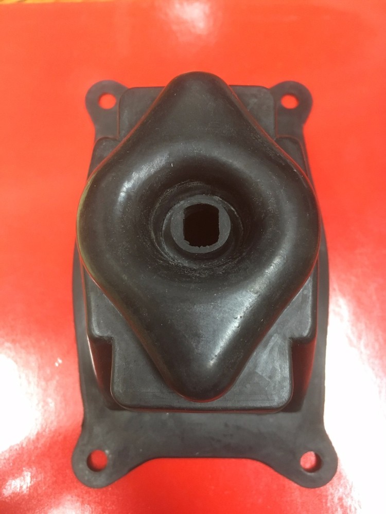 De Tomaso Pantera Parts 71-74: New Shift Boot