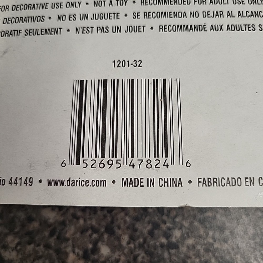 NEW Darice Square & Diamond Shaped Pattern Crimper Tool