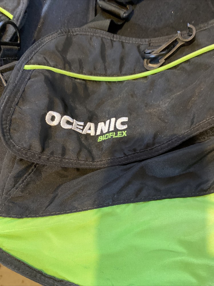 Oceanic Bioflex Flex Large Dive Vest With weight integrated pockets