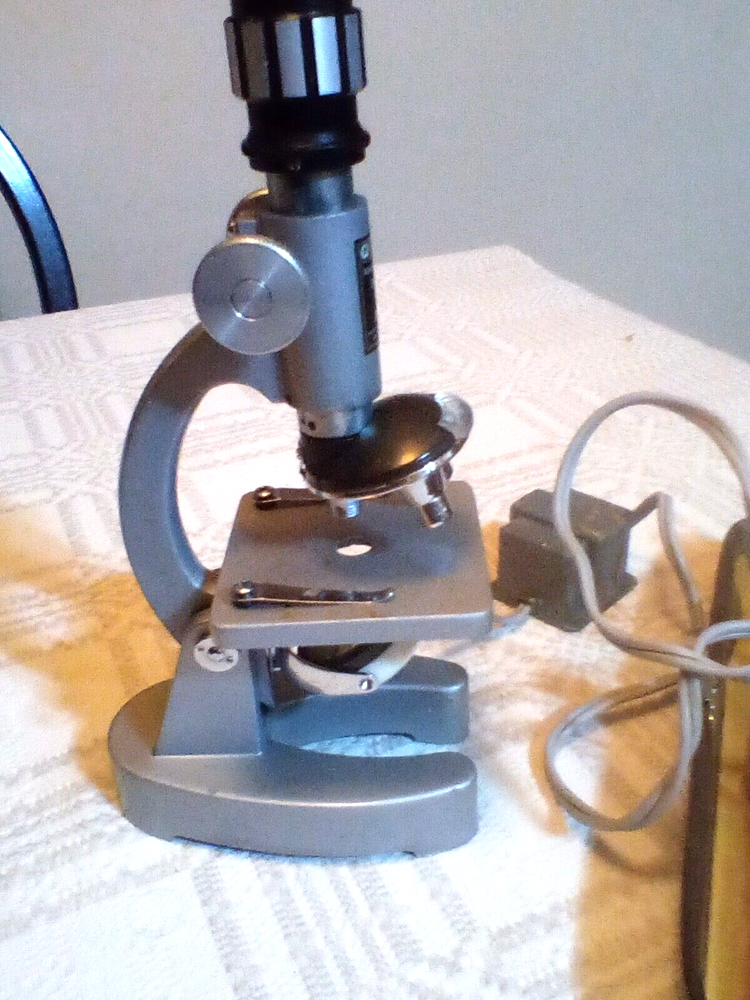 1968 Jason Empire Microscope Model #708 + 12 exciting experiments in Vinyl Case