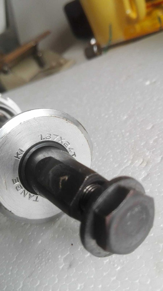 TANGE COMPLETE BOTTOM BRACKET THREAD 1,37 X 24T UTLIZABLE
