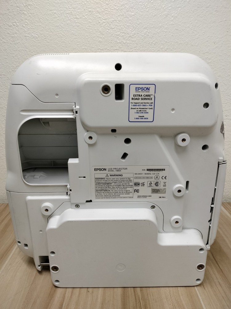 Epson BrightLink Pro 1430Wi Projector 3LCD Model : H665A