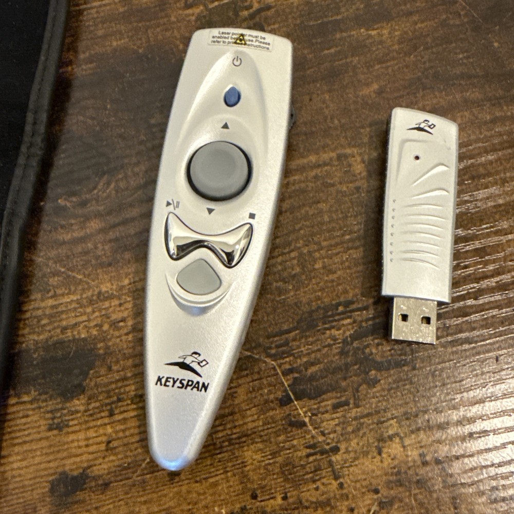 Keyspan TSAM-001 Laser Pointer Power Point Presentation Pointer / Remote Control