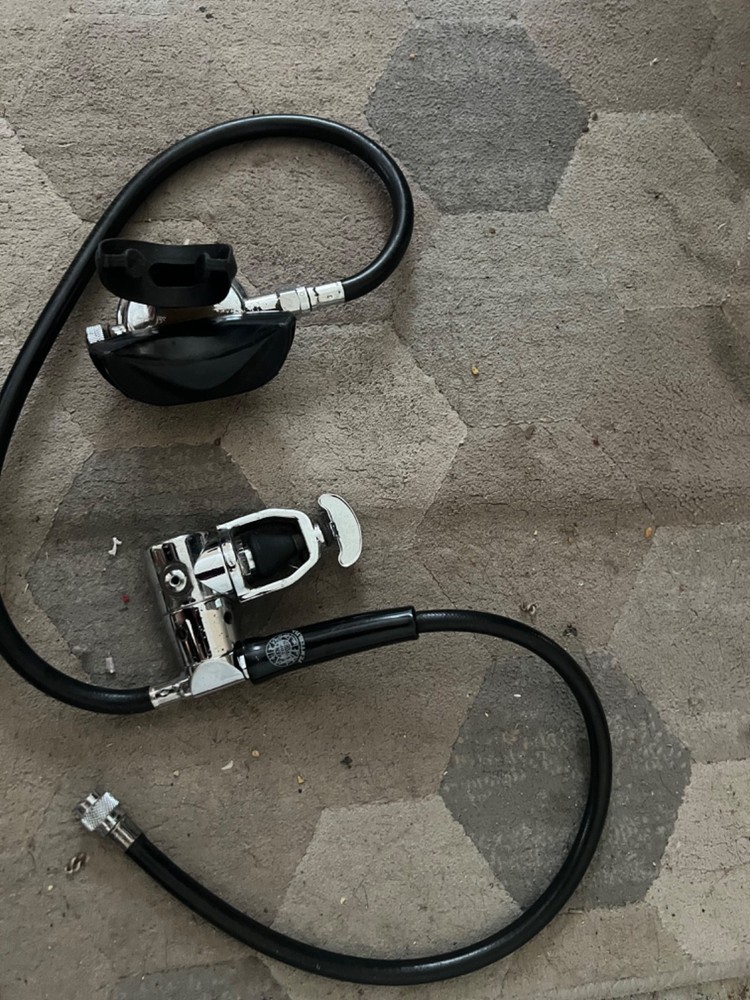 Sea Quest dive regulator