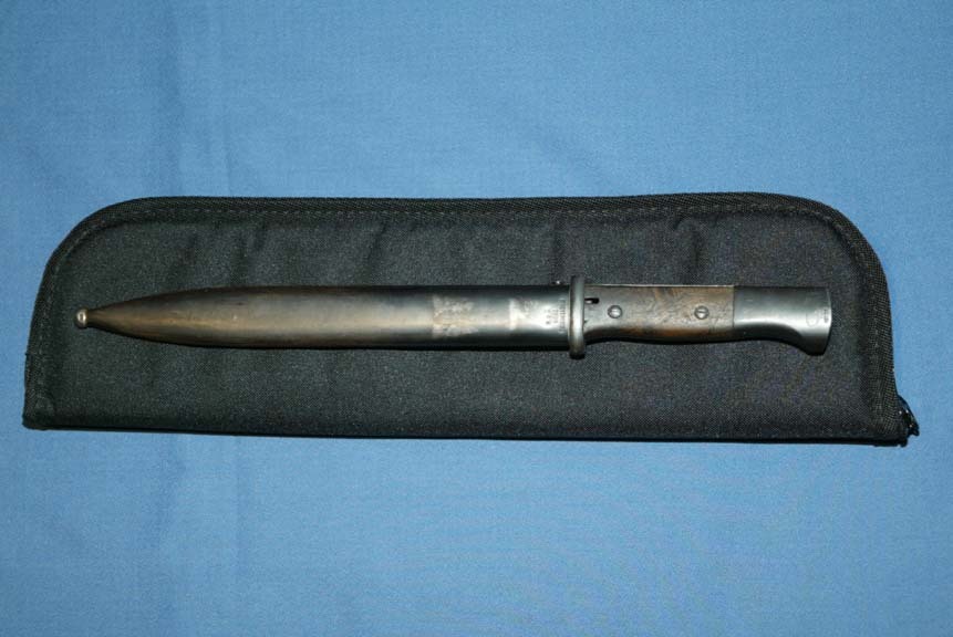 Custom 18" X 5" padded zipper case A perfect fit for most German & U.S. Bayonets