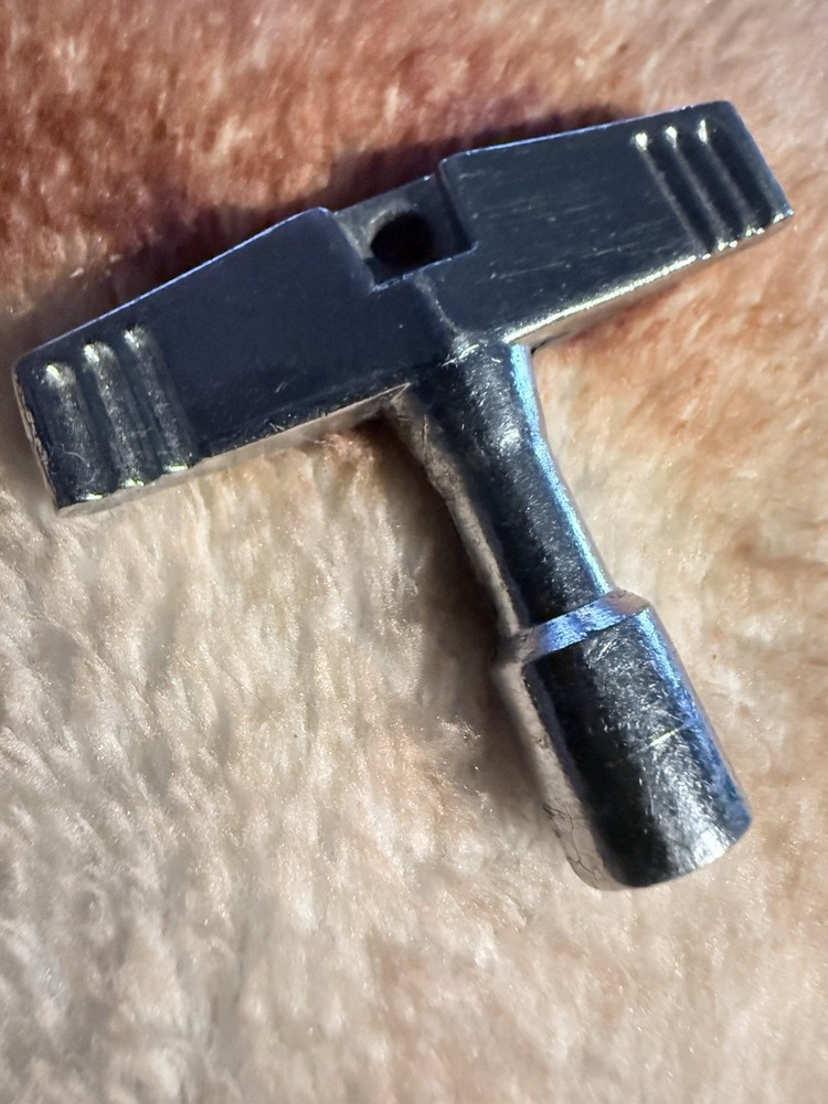 Drum Key