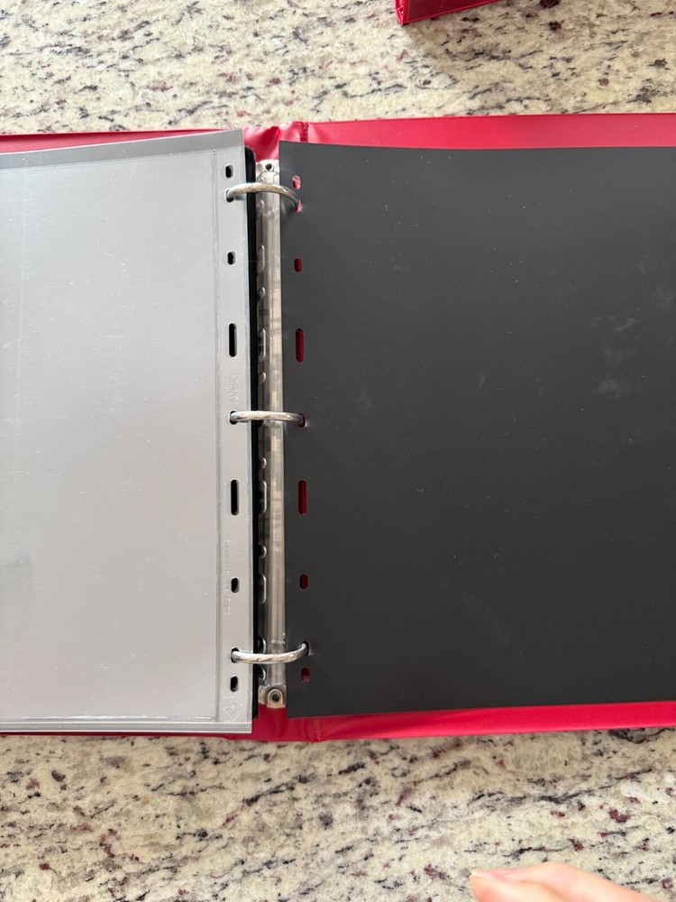 Lighthouse Vario 3-Ring Binder & Slipcase Red with 41 1S 1 Pocket Stock Pages