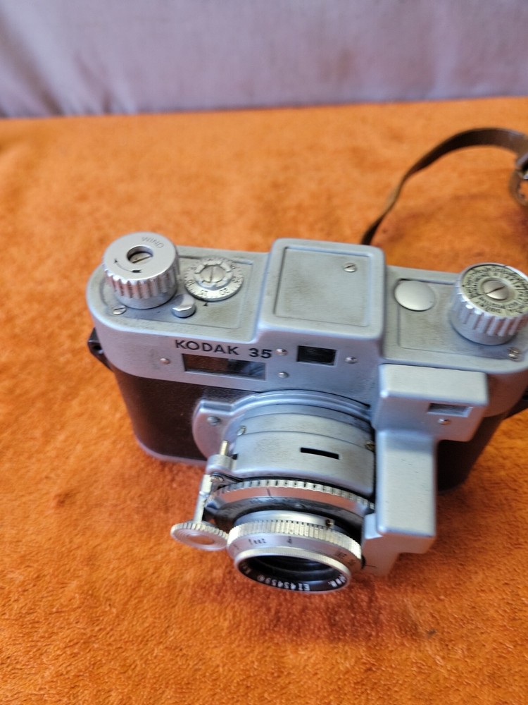 R•Kodak 35 Rangefinder Camera + Brown Leather Case Untested